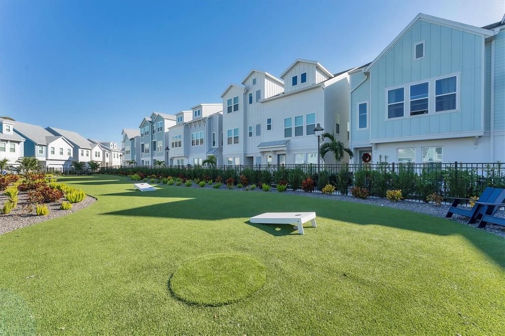 For Sale: $749,000 (3 beds, 3 baths, 1804 Square Feet)