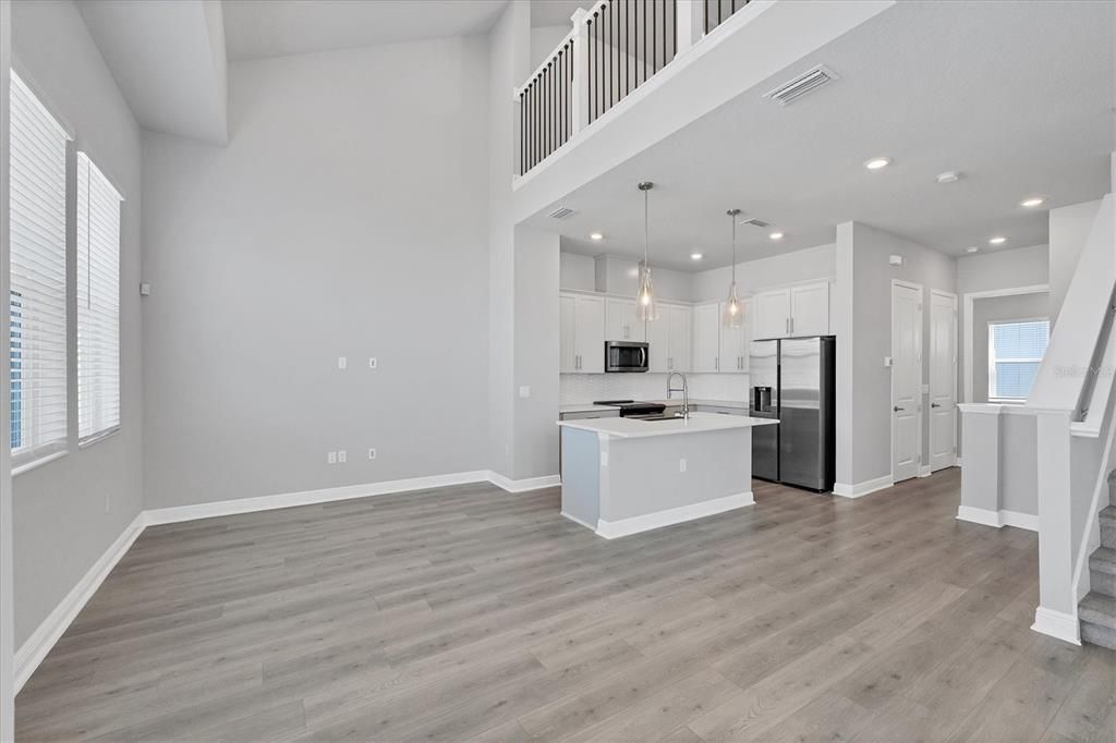 For Sale: $749,000 (3 beds, 3 baths, 1804 Square Feet)