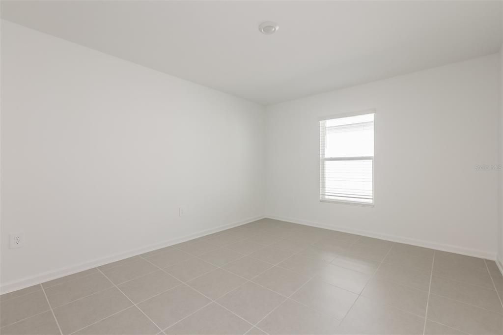 En Renta: $2,120 (4 camas, 3 baños, 2174 Pies cuadrados)