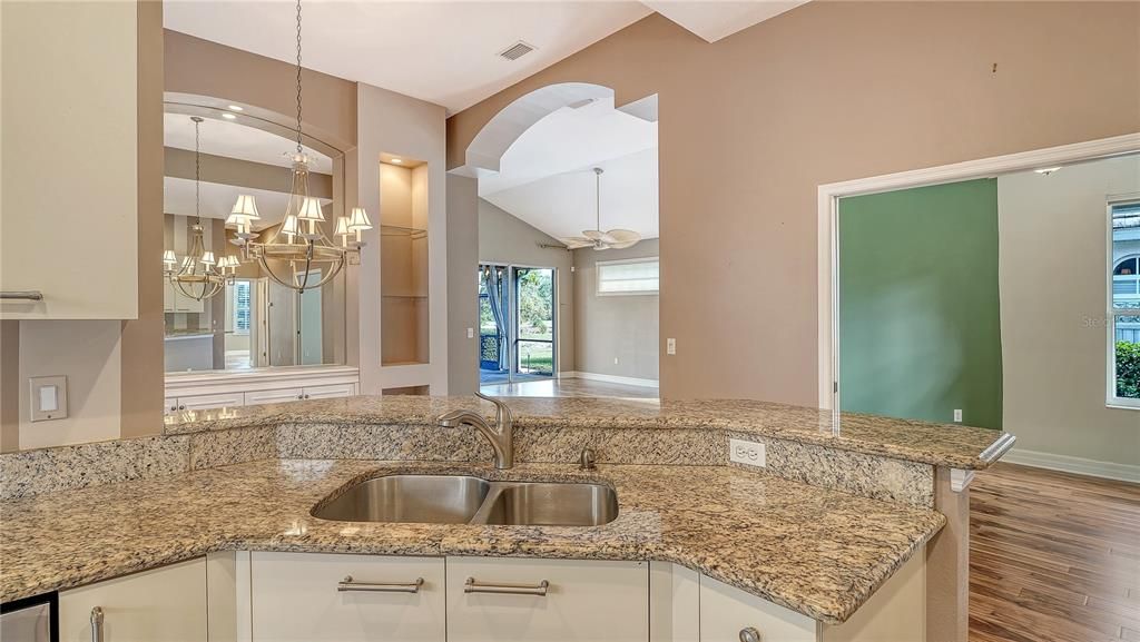 En Venta: $579,000 (2 camas, 2 baños, 1828 Pies cuadrados)