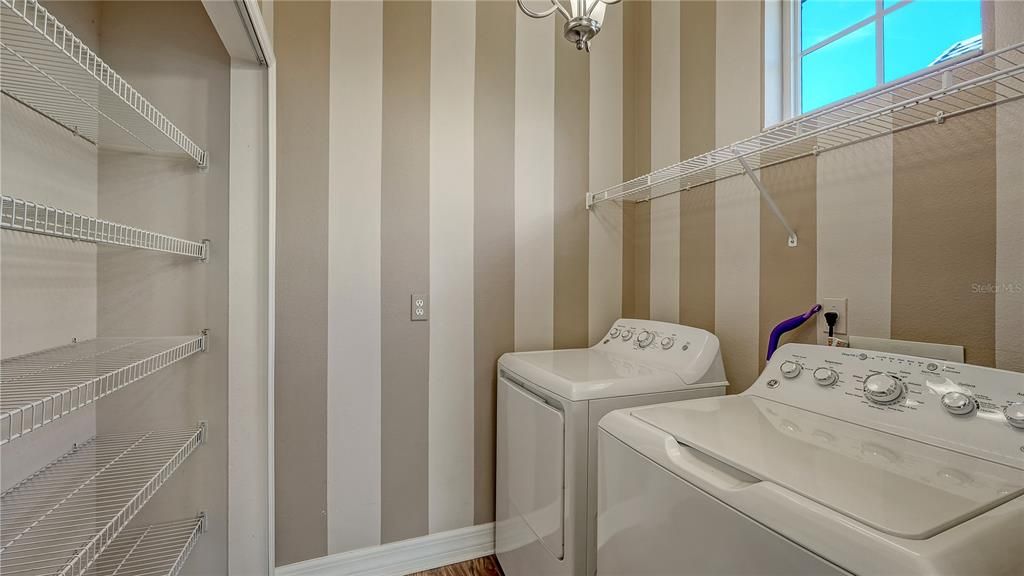 En Venta: $579,000 (2 camas, 2 baños, 1828 Pies cuadrados)