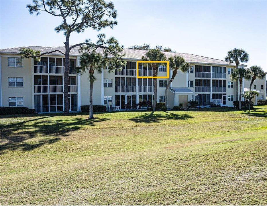 待售: $235,000 (2 贝兹, 2 浴室, 1002 平方英尺)