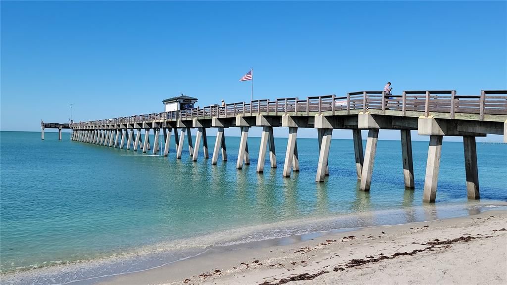 待售: $235,000 (2 贝兹, 2 浴室, 1002 平方英尺)