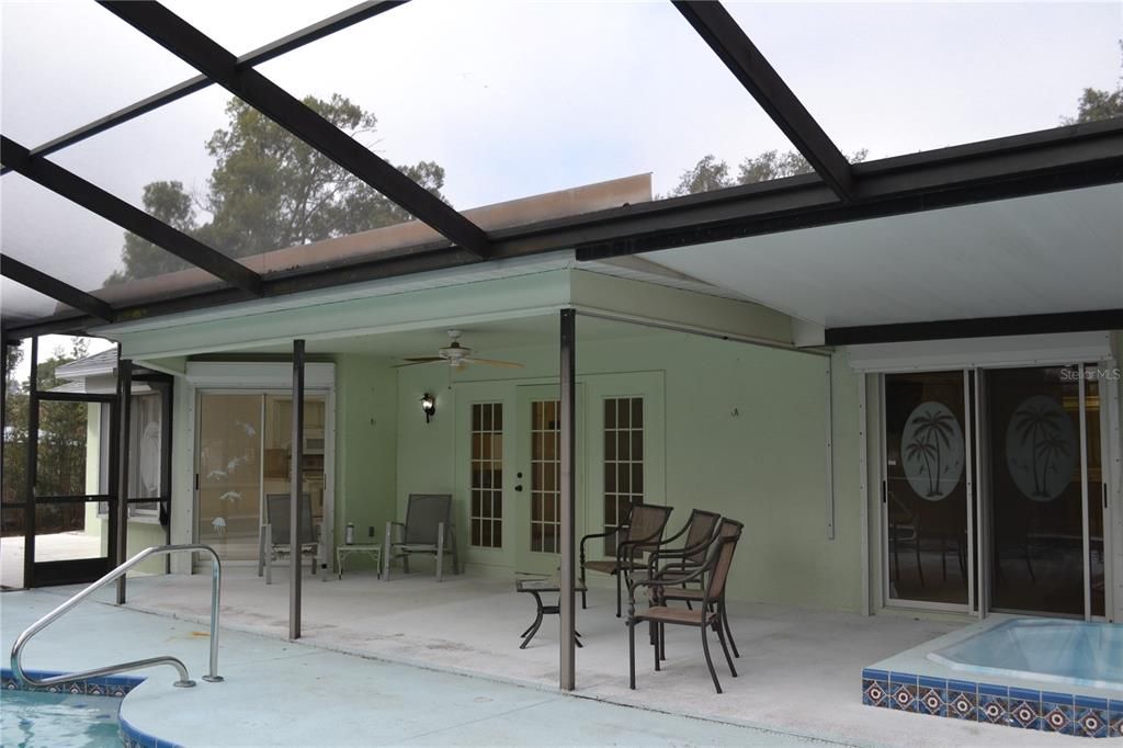 待售: $365,000 (2 贝兹, 2 浴室, 1572 平方英尺)