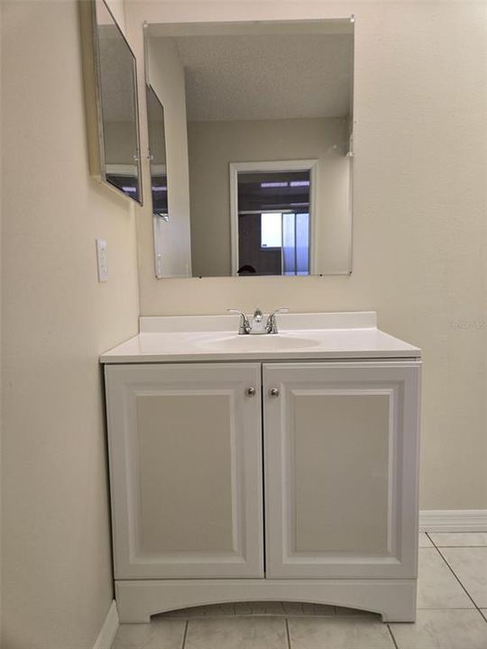 待售: $365,000 (2 贝兹, 2 浴室, 1572 平方英尺)