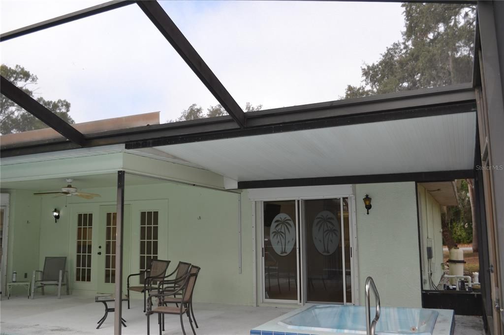 待售: $365,000 (2 贝兹, 2 浴室, 1572 平方英尺)