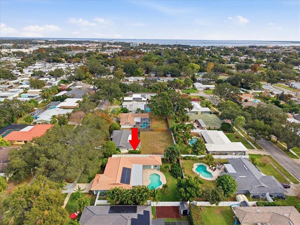 На продажу: $575,000 (3 спален, 3 ванн, 2098 Квадратных фут)