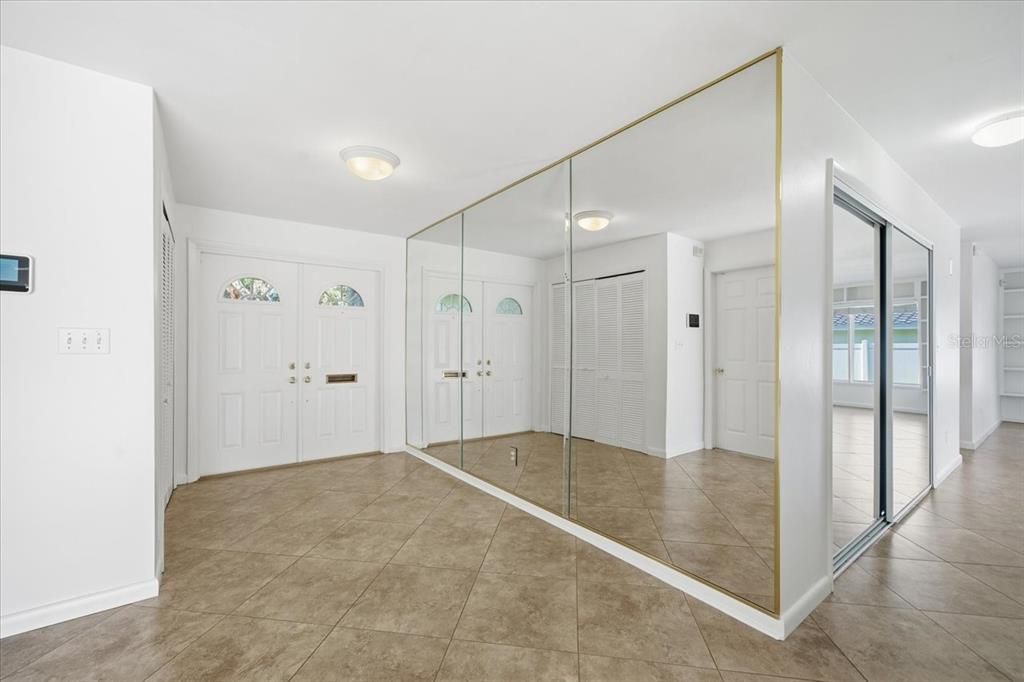 На продажу: $575,000 (3 спален, 3 ванн, 2098 Квадратных фут)