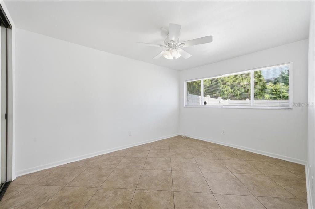 На продажу: $575,000 (3 спален, 3 ванн, 2098 Квадратных фут)