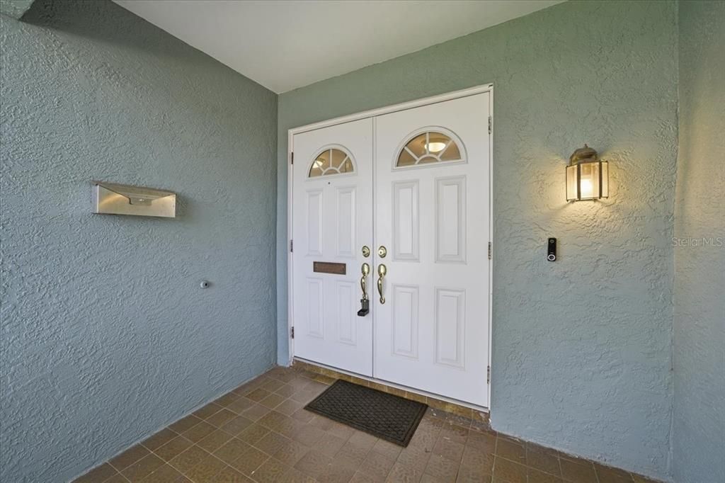 На продажу: $575,000 (3 спален, 3 ванн, 2098 Квадратных фут)