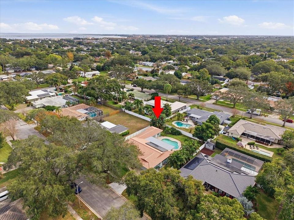 На продажу: $575,000 (3 спален, 3 ванн, 2098 Квадратных фут)