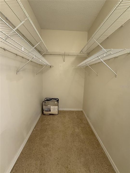 En Renta: $1,950 (2 camas, 2 baños, 1298 Pies cuadrados)