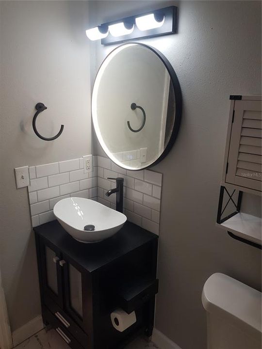 For Rent: $2,195 (3 beds, 2 baths, 990 Square Feet)