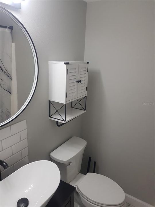 For Rent: $2,195 (3 beds, 2 baths, 990 Square Feet)