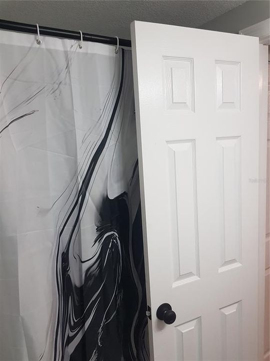 For Rent: $2,195 (3 beds, 2 baths, 990 Square Feet)