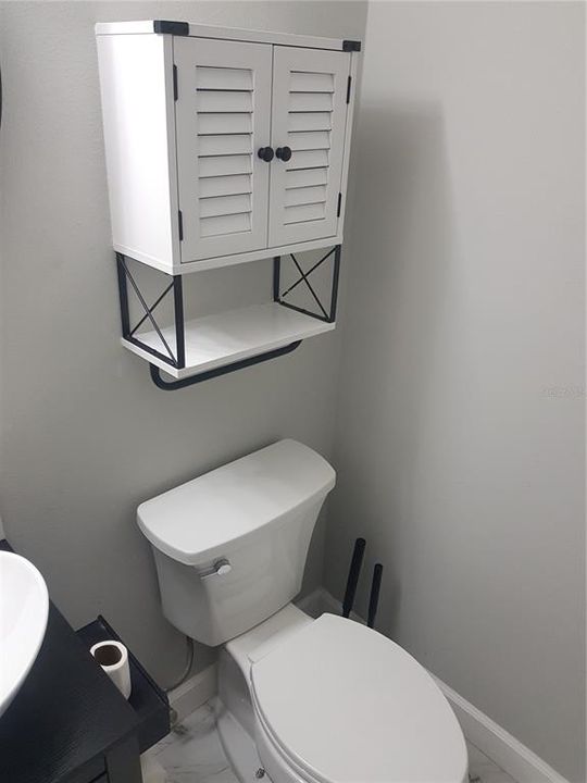 For Rent: $2,195 (3 beds, 2 baths, 990 Square Feet)