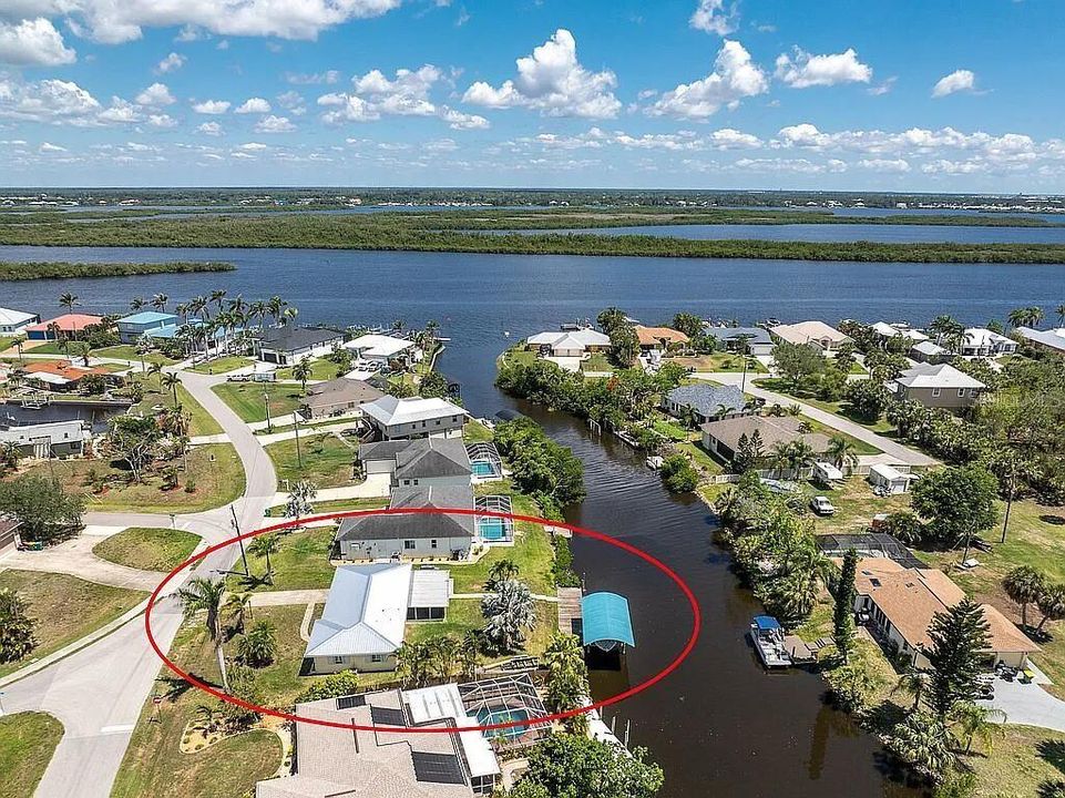 На продажу: $430,999 (3 спален, 2 ванн, 1173 Квадратных фут)