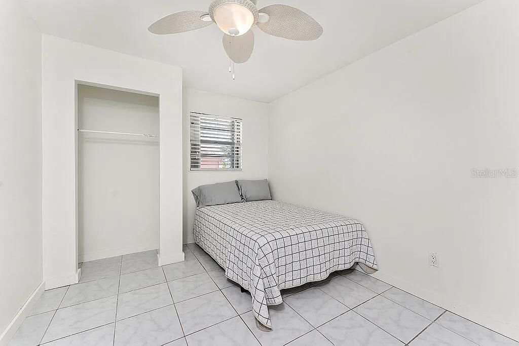 На продажу: $430,999 (3 спален, 2 ванн, 1173 Квадратных фут)