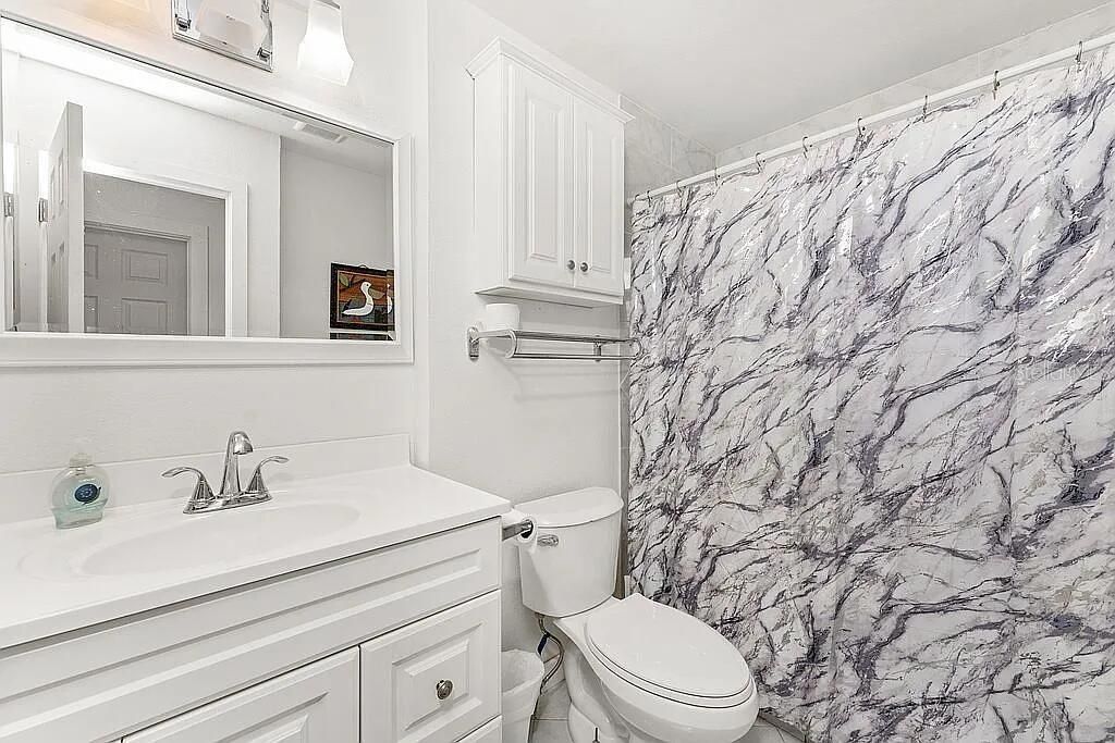 На продажу: $430,999 (3 спален, 2 ванн, 1173 Квадратных фут)