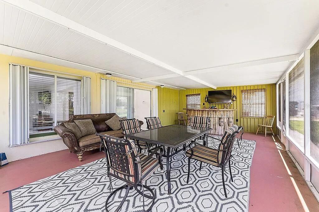 На продажу: $430,999 (3 спален, 2 ванн, 1173 Квадратных фут)