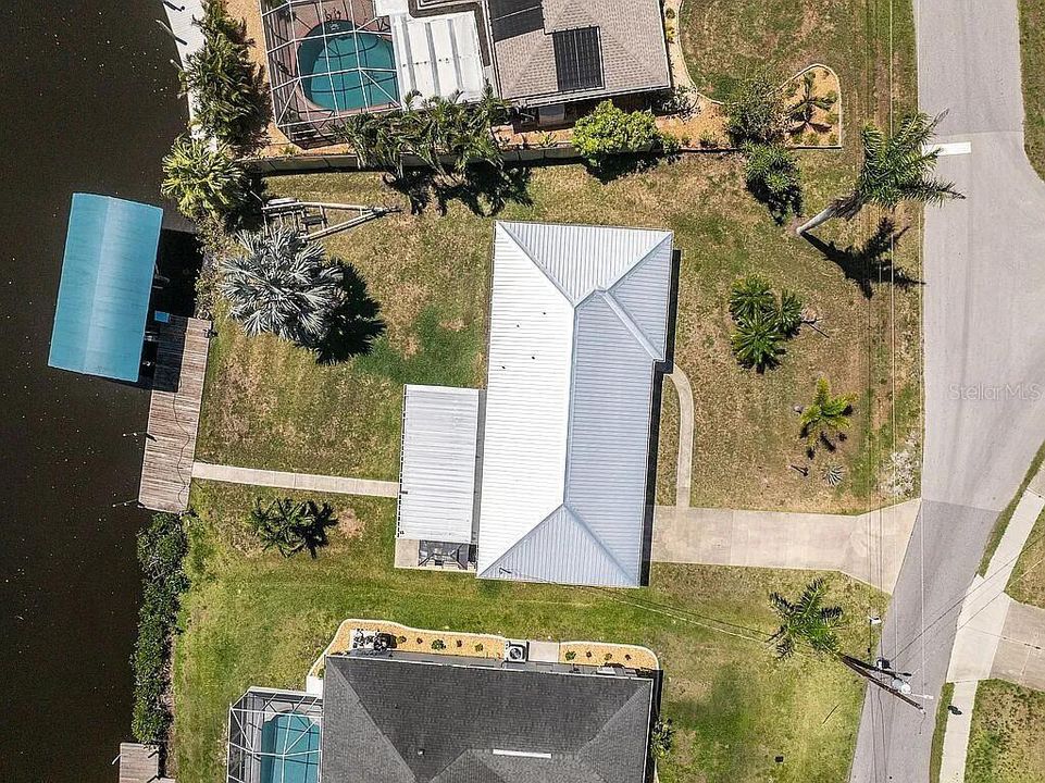 На продажу: $430,999 (3 спален, 2 ванн, 1173 Квадратных фут)