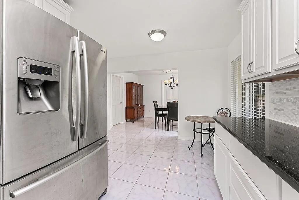 На продажу: $430,999 (3 спален, 2 ванн, 1173 Квадратных фут)