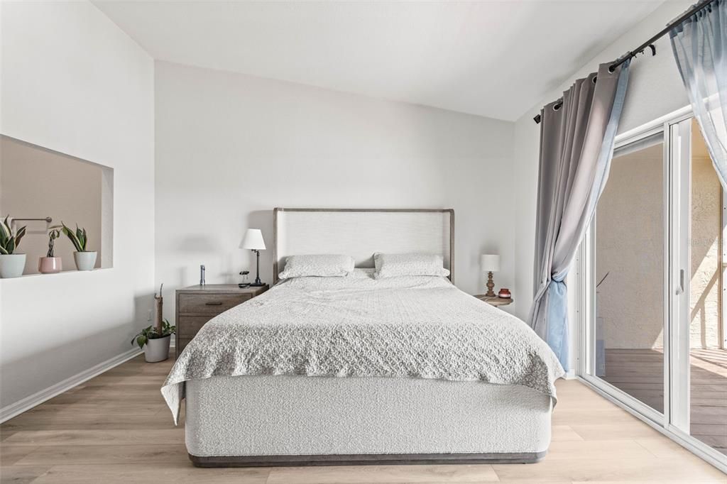 For Rent: $4,500 (3 beds, 3 baths, 2593 Square Feet)