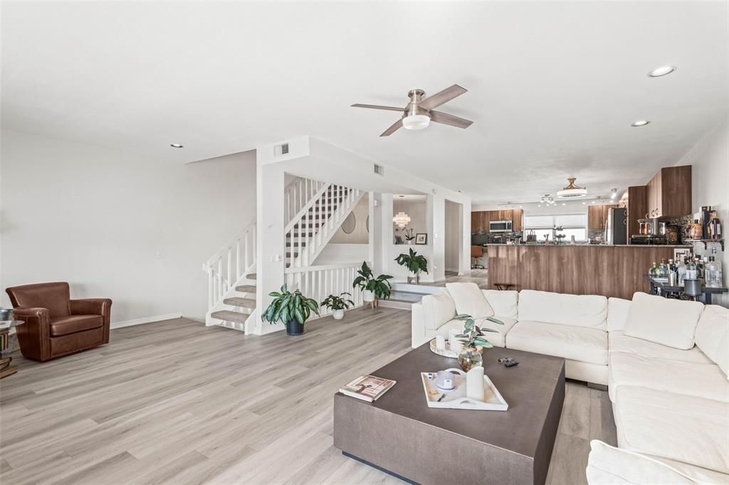 For Rent: $4,500 (3 beds, 3 baths, 2593 Square Feet)