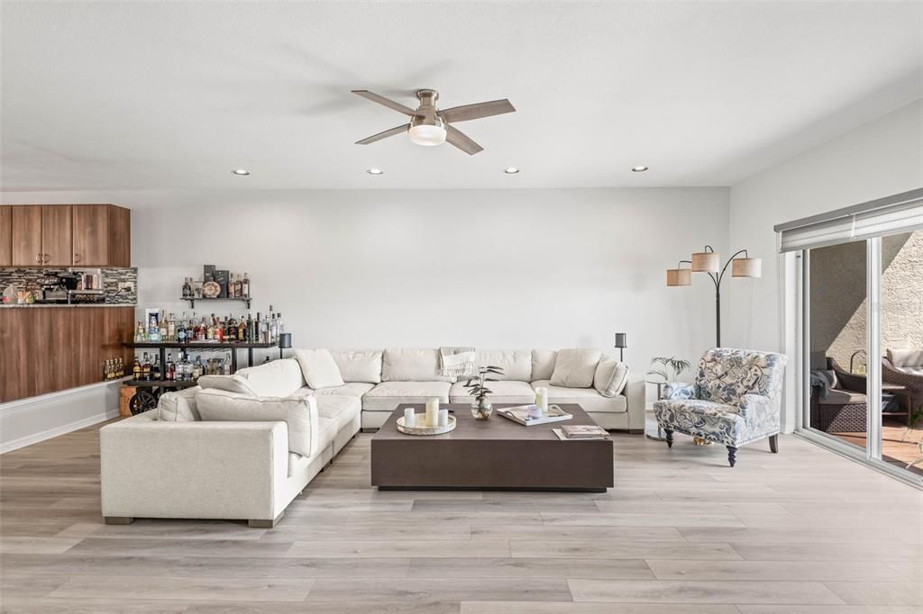 For Rent: $4,500 (3 beds, 3 baths, 2593 Square Feet)