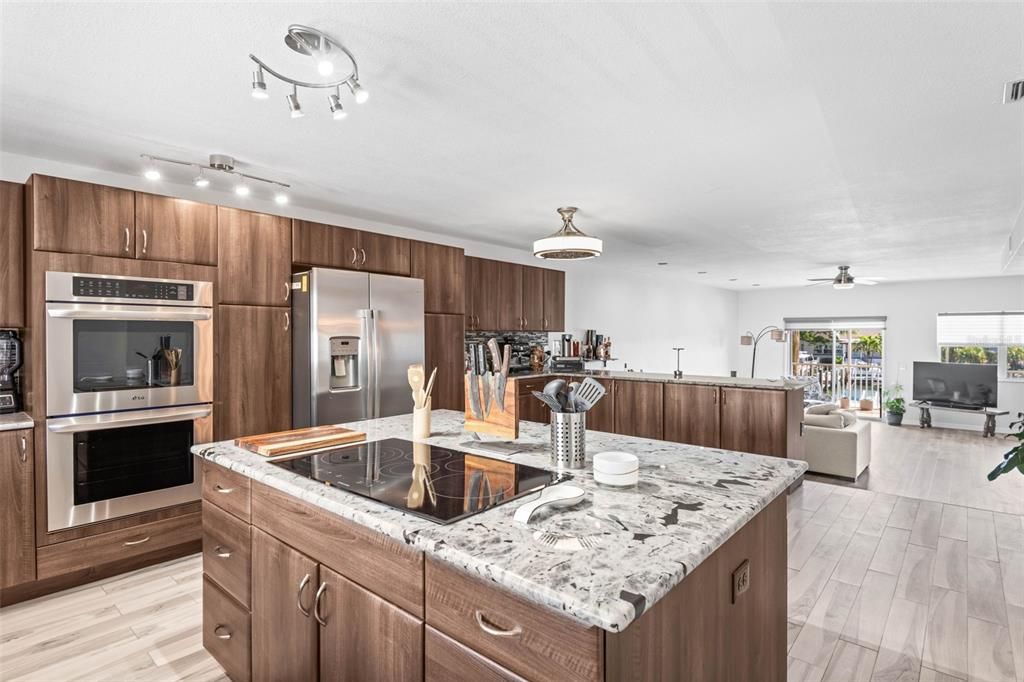 For Rent: $4,500 (3 beds, 3 baths, 2593 Square Feet)