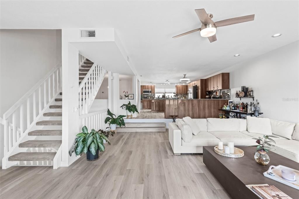 For Rent: $4,500 (3 beds, 3 baths, 2593 Square Feet)