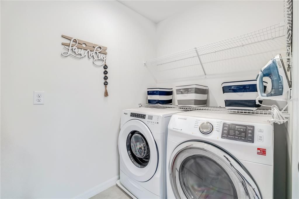 На продажу: $520,000 (6 спален, 4 ванн, 2294 Квадратных фут)