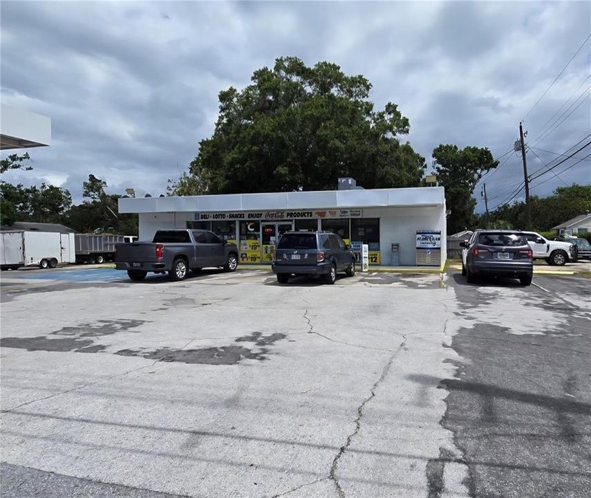 For Sale: $1,400,000 (0 beds, 0 baths, 2296 Square Feet)