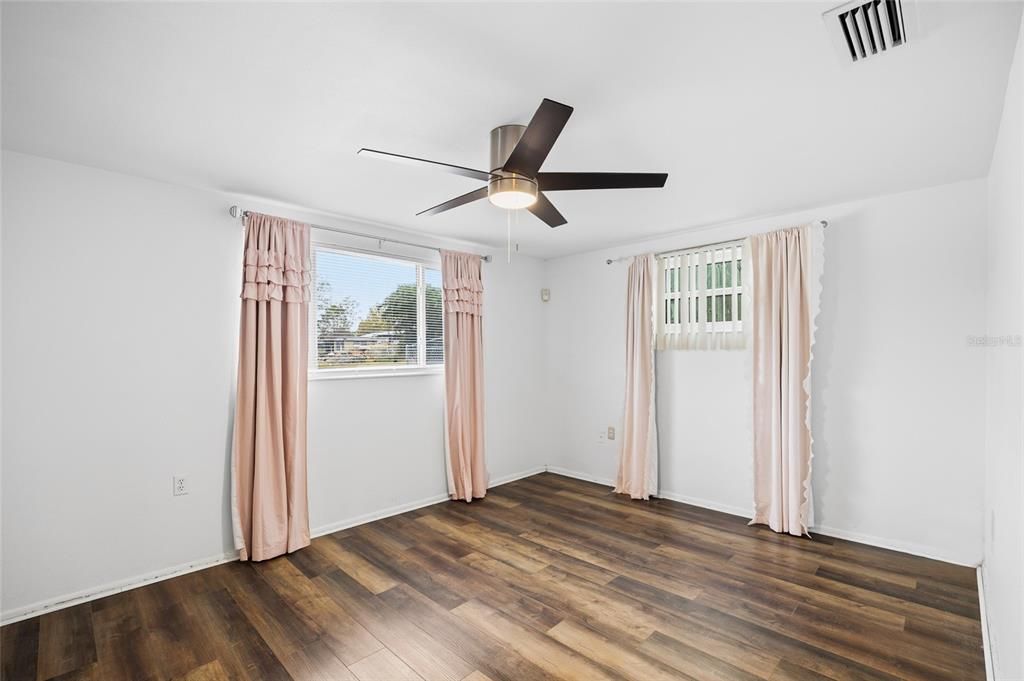 En Venta: $229,000 (2 camas, 1 baños, 1004 Pies cuadrados)