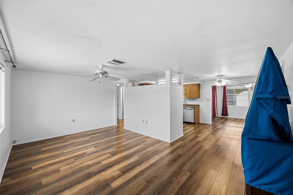 En Venta: $229,000 (2 camas, 1 baños, 1004 Pies cuadrados)