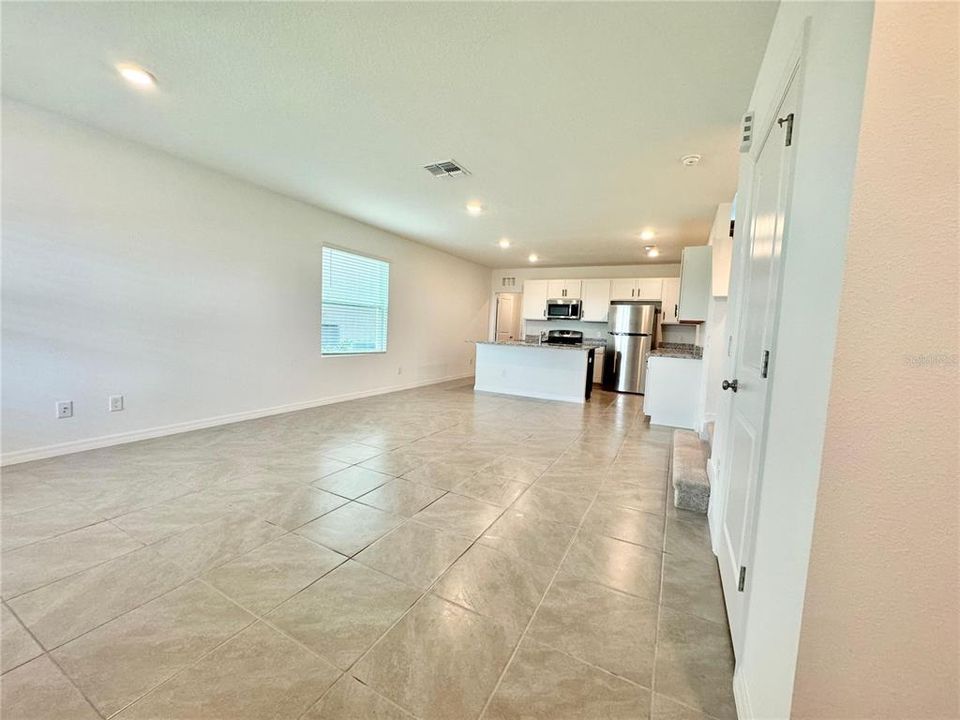 出租: $2,600 (3 贝兹, 2 浴室, 1536 平方英尺)