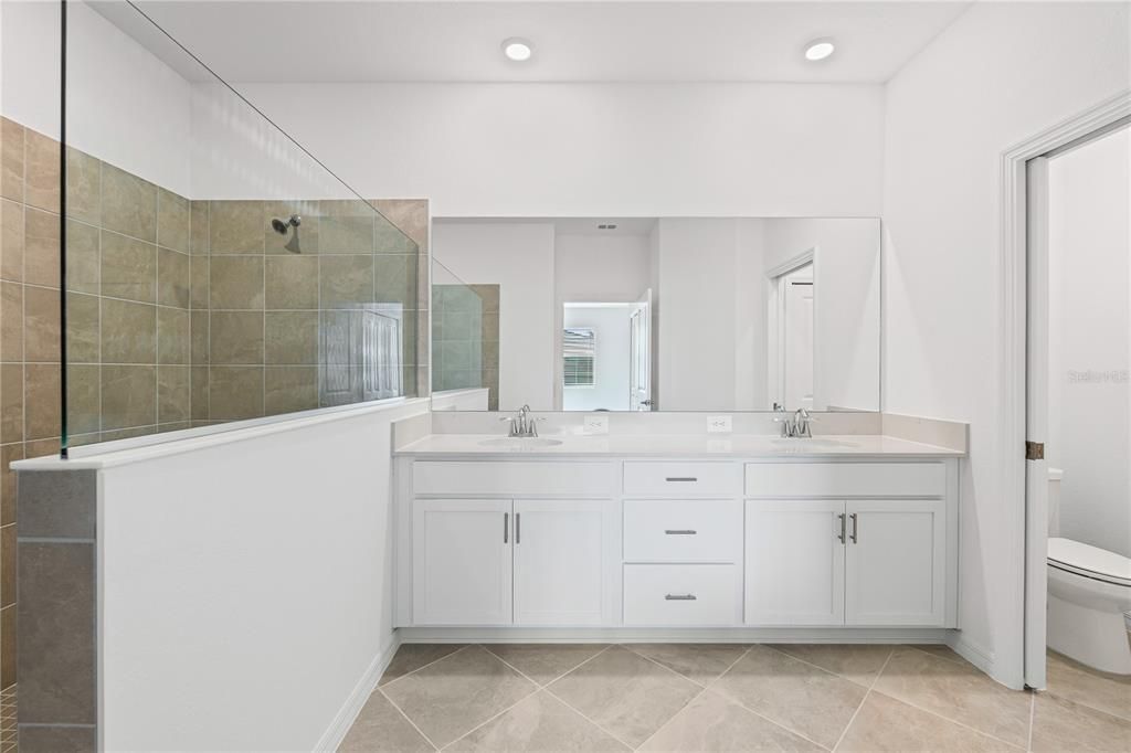 For Sale: $469,597 (3 beds, 2 baths, 2110 Square Feet)