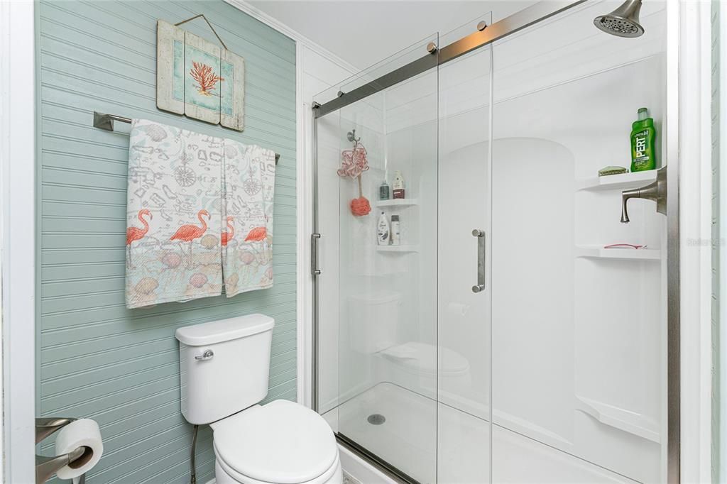 На продажу: $175,000 (2 спален, 2 ванн, 1151 Квадратных фут)