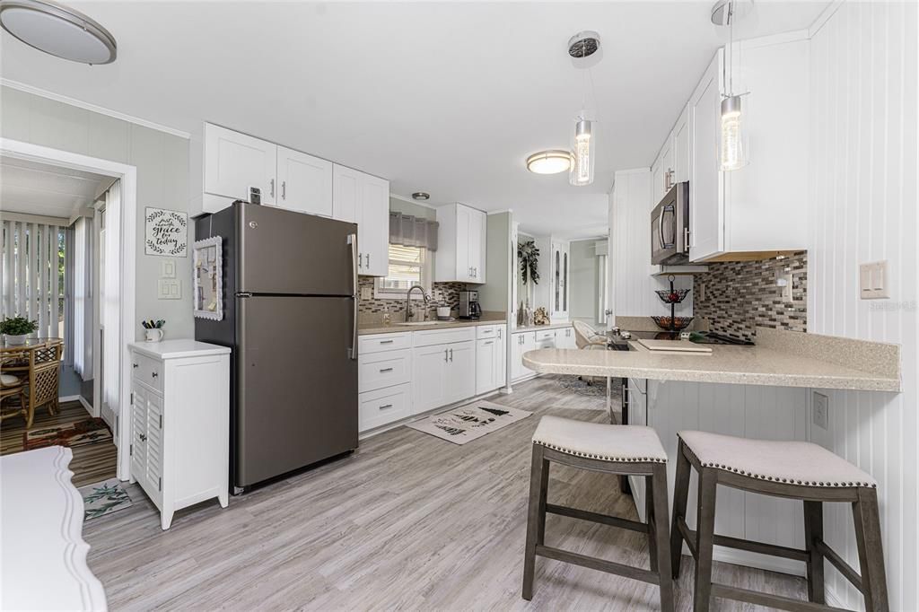 На продажу: $175,000 (2 спален, 2 ванн, 1151 Квадратных фут)