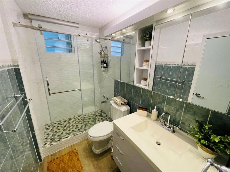 En Venta: $375,000 (2 camas, 1 baños, 0 Pies cuadrados)