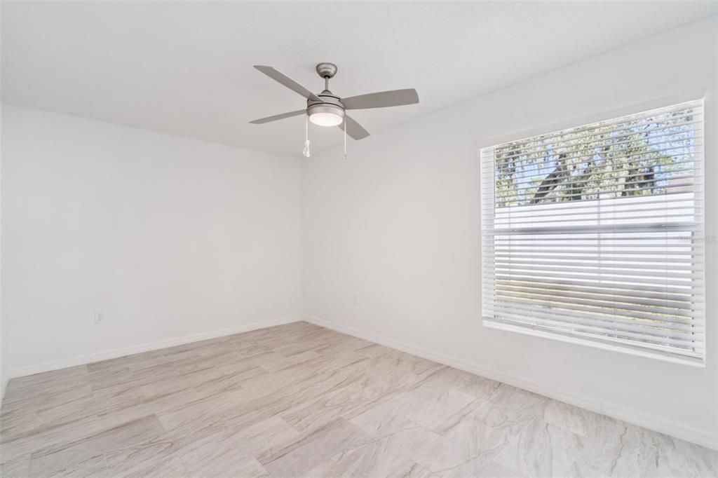 For Sale: $355,000 (3 beds, 2 baths, 1586 Square Feet)