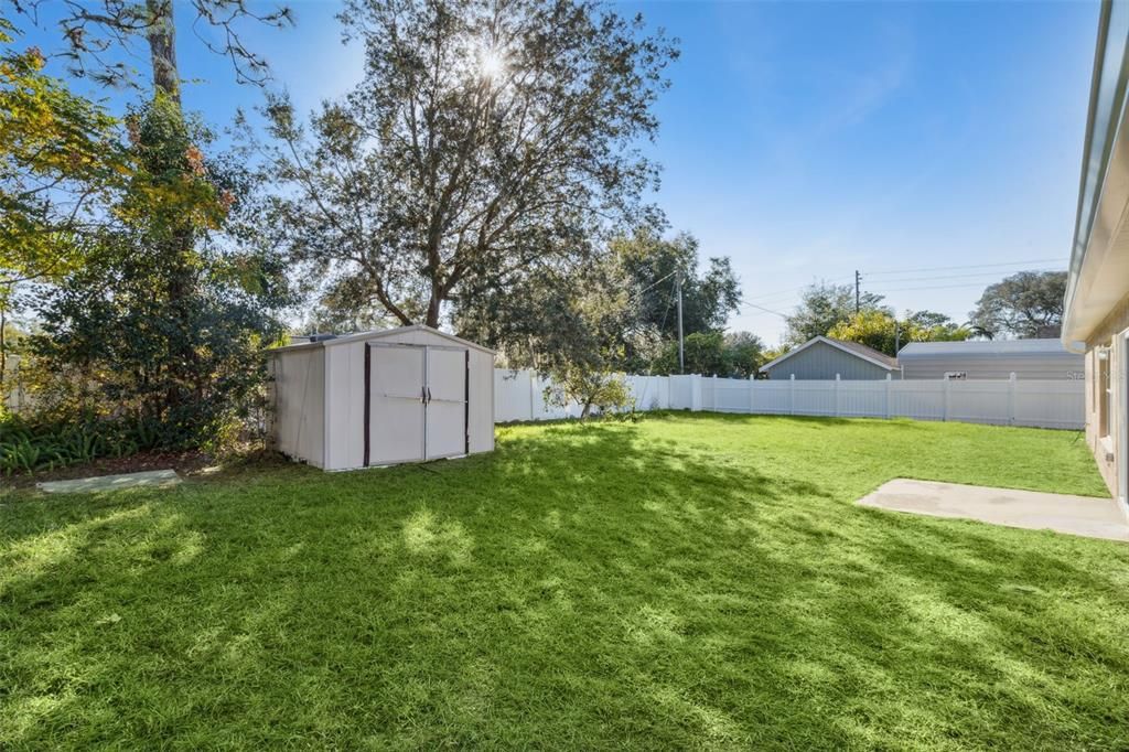 For Sale: $355,000 (3 beds, 2 baths, 1586 Square Feet)