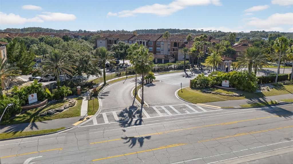 For Sale: $158,000 (2 beds, 2 baths, 1073 Square Feet)