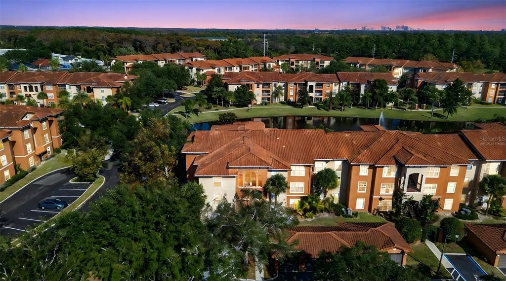 For Sale: $158,000 (2 beds, 2 baths, 1073 Square Feet)