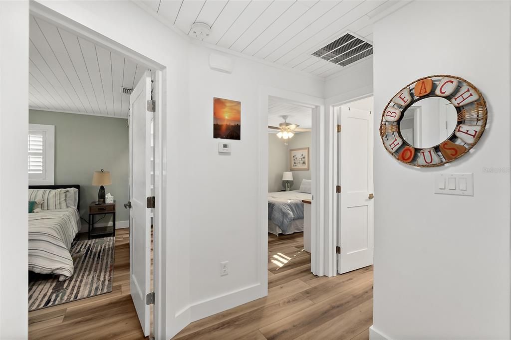 На продажу: $449,200 (2 спален, 2 ванн, 1340 Квадратных фут)