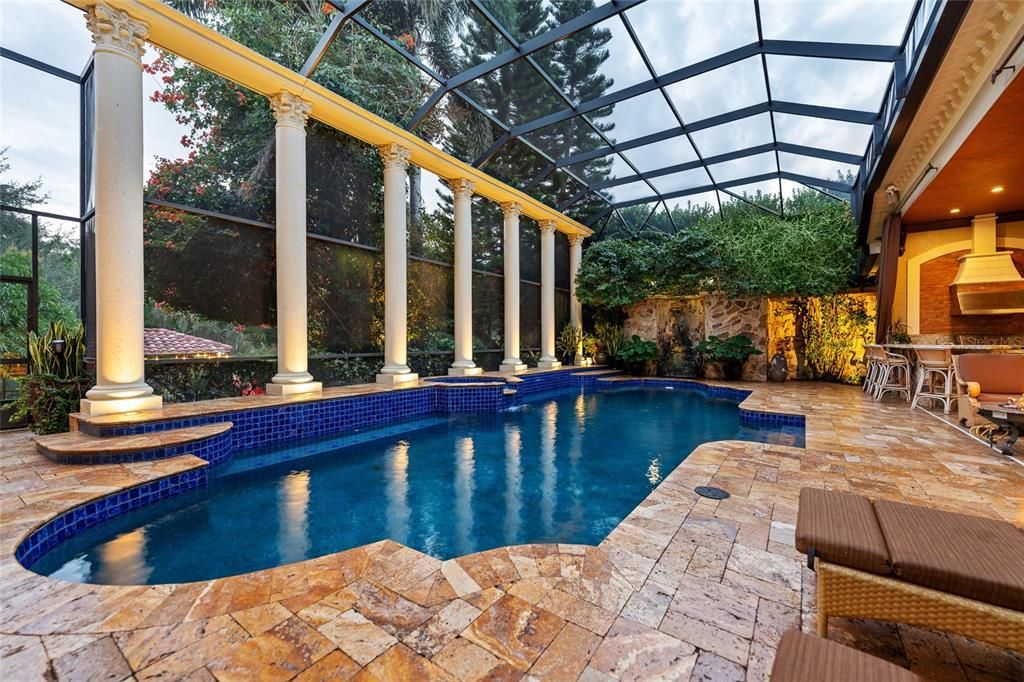 Activo con contrato: $2,999,000 (5 camas, 4 baños, 5776 Pies cuadrados)