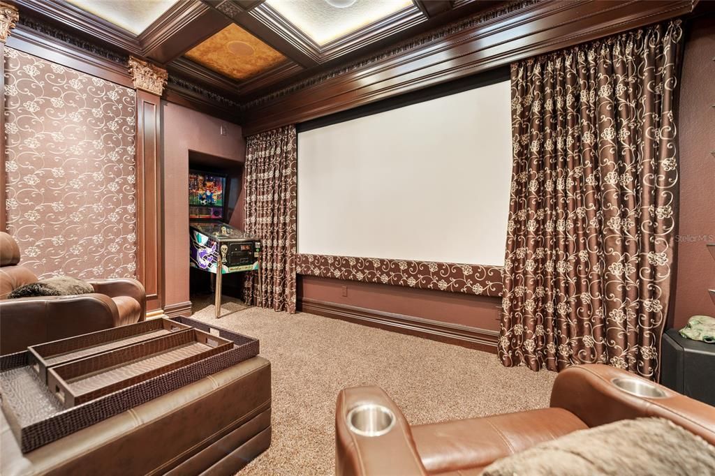 Activo con contrato: $2,999,000 (5 camas, 4 baños, 5776 Pies cuadrados)