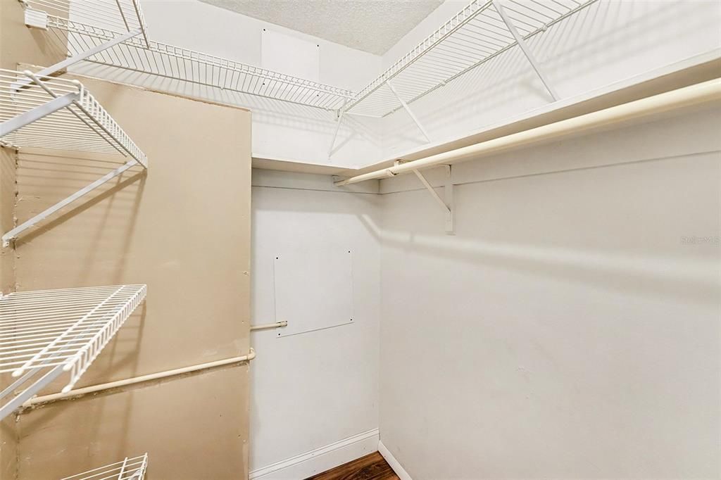 En Venta: $170,000 (3 camas, 2 baños, 1432 Pies cuadrados)