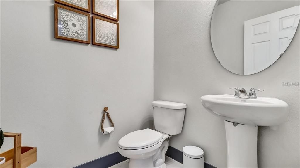 出租: $2,400 (4 贝兹, 2 浴室, 2416 平方英尺)