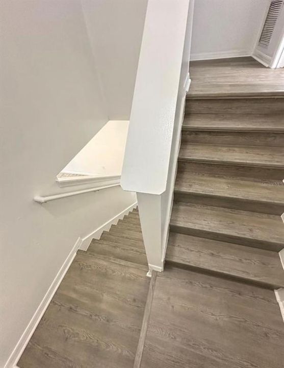 出租: $1,899 (3 贝兹, 3 浴室, 1187 平方英尺)